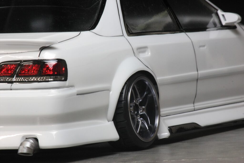 Toyota CRESTA JZX100 BLS | BN-Sports